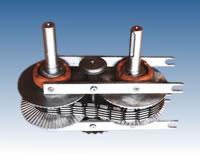 P0-P5型基本型臥式齒鏈?zhǔn)阶兯傧? class=